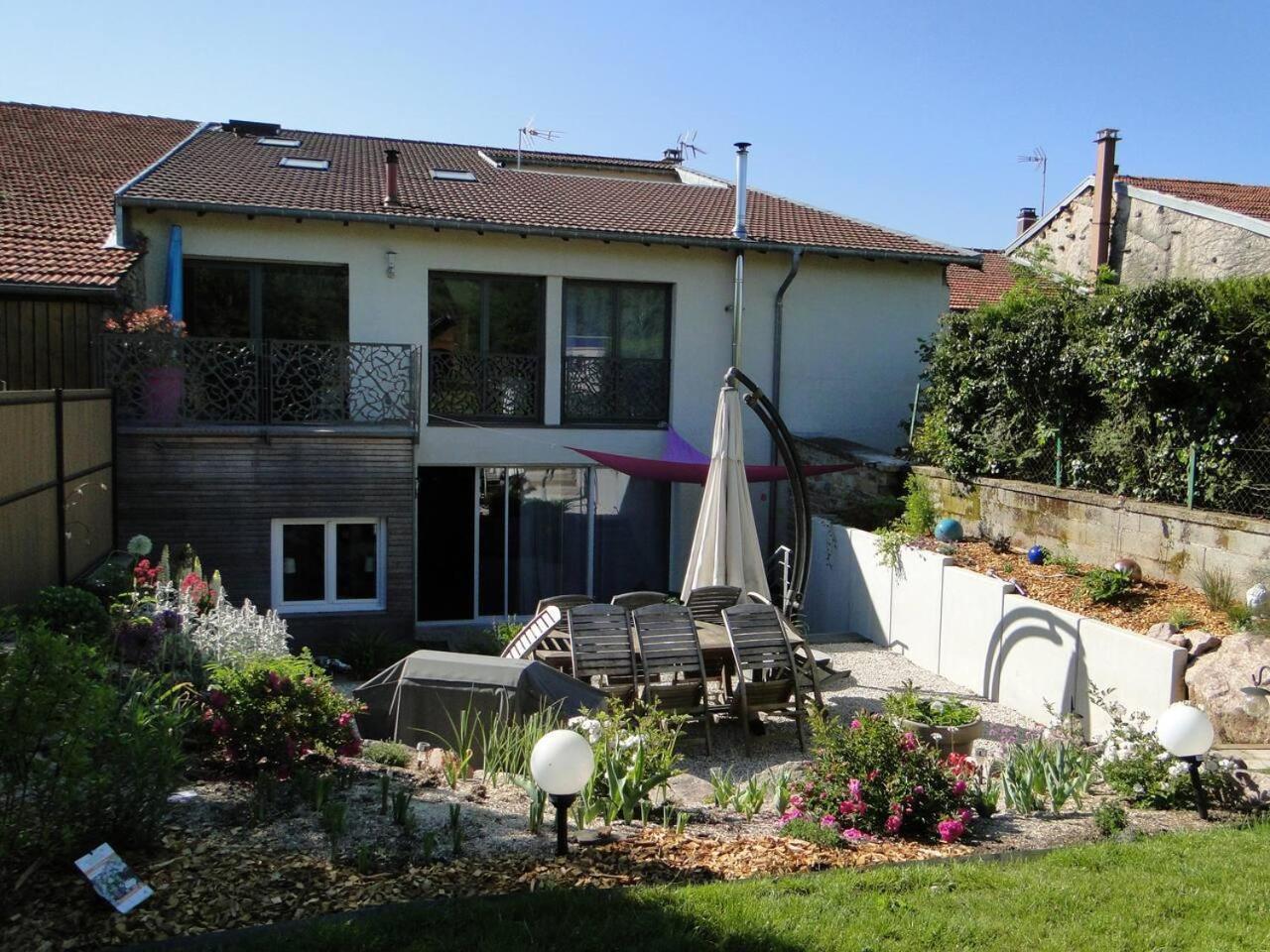 Le Patio D'Antan, Le Cosy Apartment Floremont Exterior photo